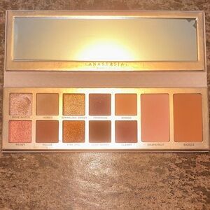 ABH Prim Rose Eye Shadow Palette